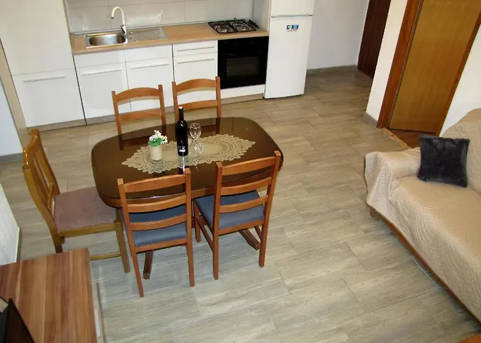 Klanac Appartement *